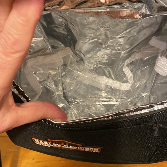 Harley Davidson Folding Camp Chair with Cooler under seat!!!! NWOT - Picture 4 of 8